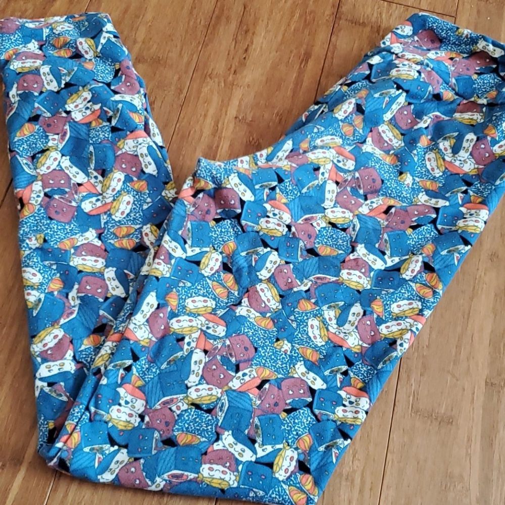 Tween sushi leggings gently used